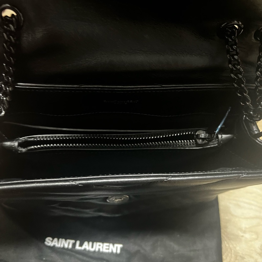 Saint Laurent Black Quilted Bag - Picture 4 of 4